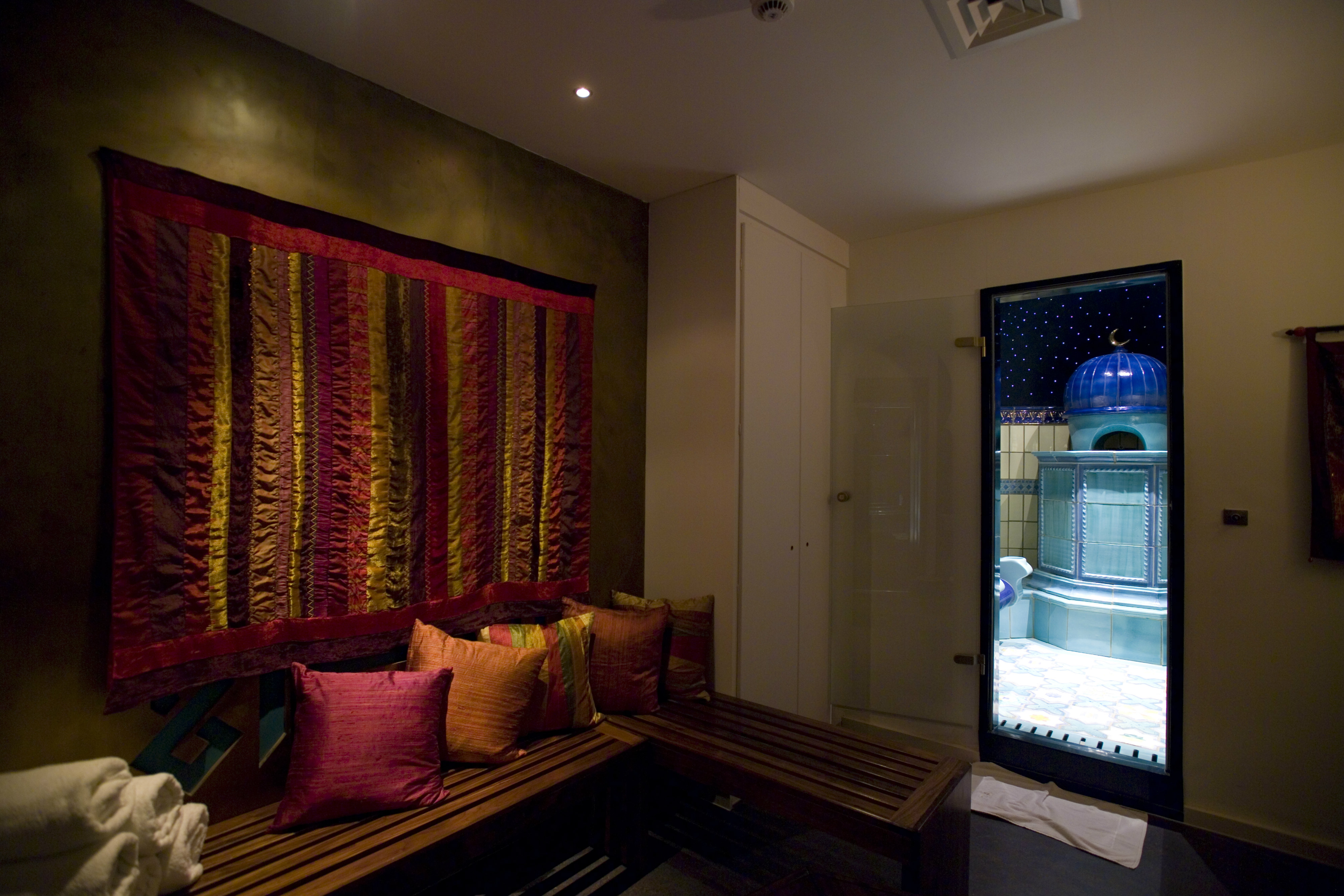 Hotel lighting - Mount Wolesley Spa